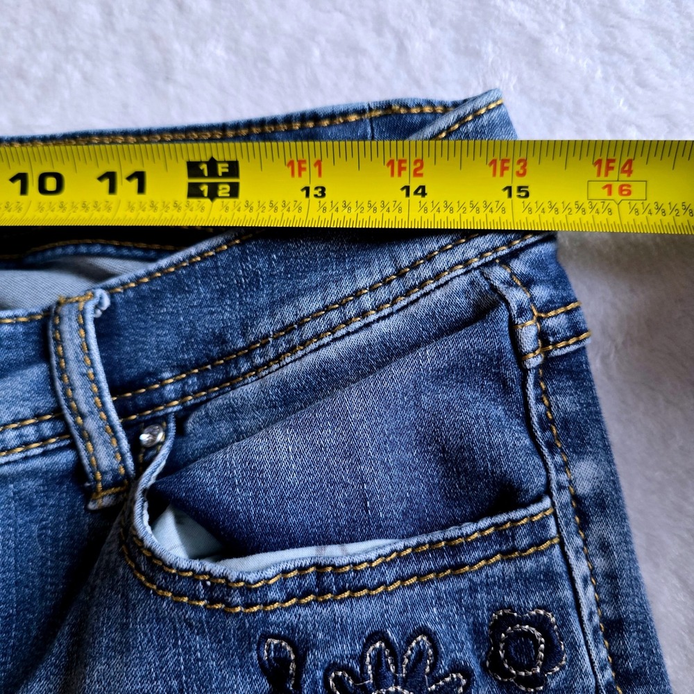 INC International Concepts Curvy Fit Skinny Leg Floral Embroidered Jeans 10 - Picture 10 of 14